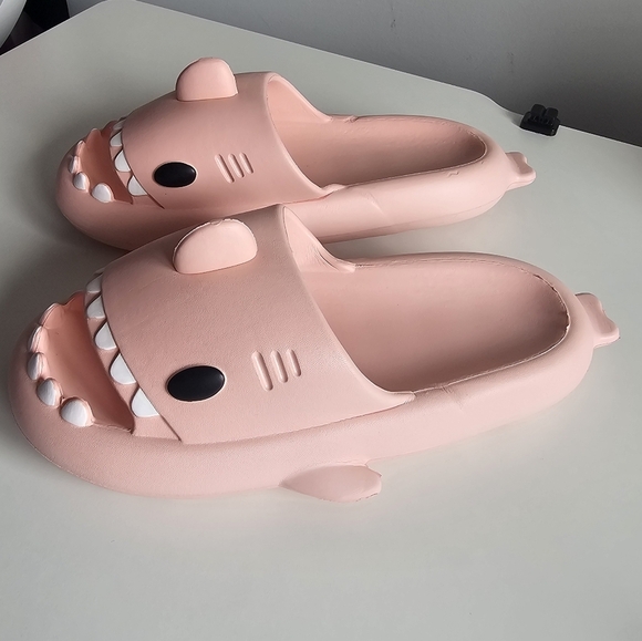 SOLD - Picture 5 of 11